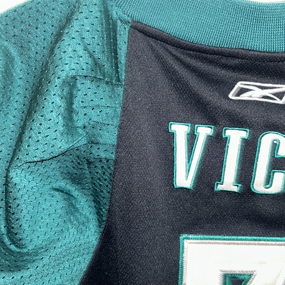 NFL MIKE VICK EAGLES # 7 JERSEY - Picture 3 of 11